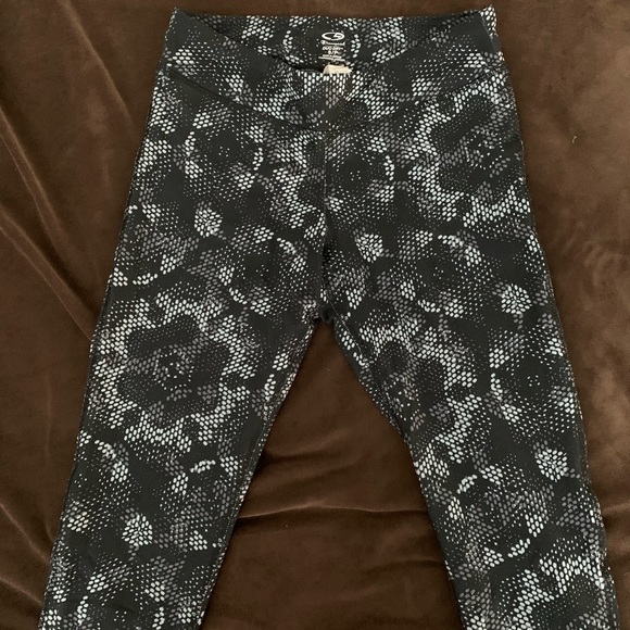 Black & Grey Champion Leggings - Picture 1 of 3